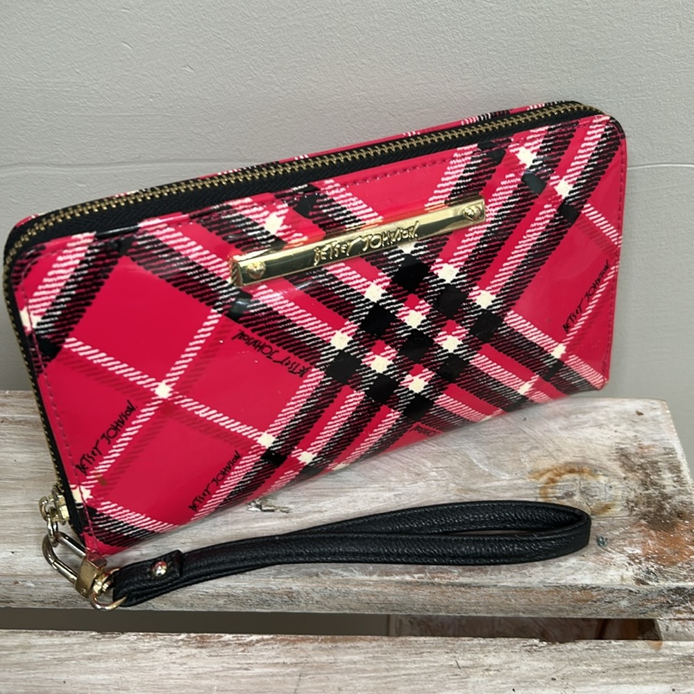 Betsey Johnson Pink Plaid Wristlet Wallet - Picture 8 of 8